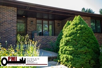 5501 S 68th St in Lincoln, NE - Building Photo - Building Photo