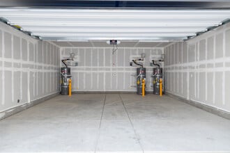 T20 Lofts in Sacramento, CA - Building Photo - Interior Photo