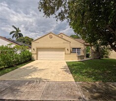 1211 SW 84th Terrace in Pembroke Pines, FL - Building Photo