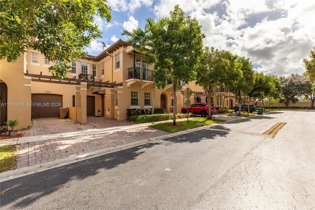 property at 4410 Morgan Ln