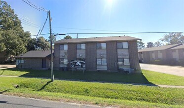 1305 E Bayou Rd in Donaldsonville, LA - Building Photo - Building Photo