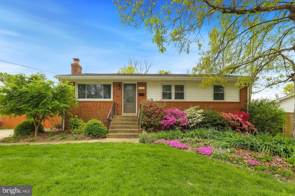 5532 Gary Ave in Alexandria, VA - Building Photo
