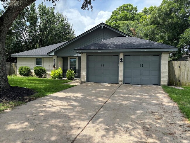 property at 2930 Bentley Ct