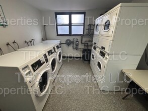 259 Reynolds Terrace in Orange, NJ - Building Photo - Building Photo