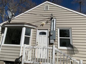 2420 E 3300 S in Salt Lake City, UT - Building Photo - Building Photo