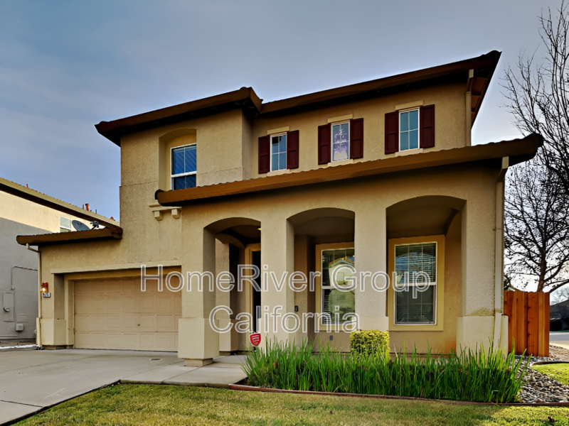 9675 Little Harbor Way in Elk Grove, CA - Building Photo