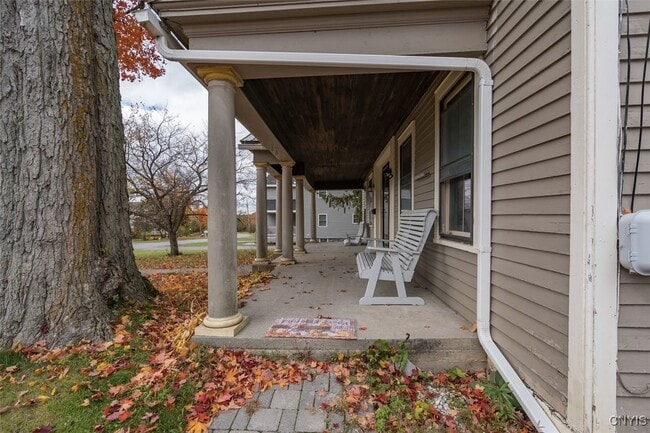 property at 25 Garden Rd