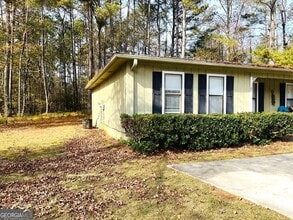 165 Pine Terrace in Palmetto, GA - Building Photo - Building Photo