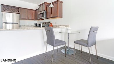 702 US-80, Unit 2905 in Bloomingdale, GA - Building Photo - Building Photo