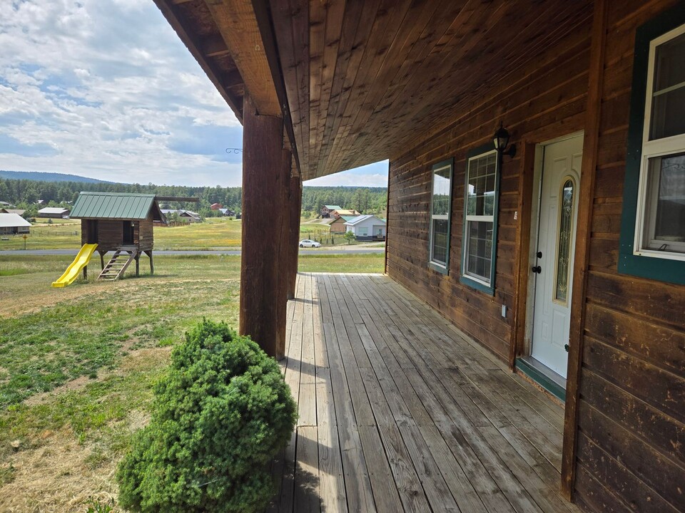 313 Morrow in Pagosa Springs, CO - Foto de edificio