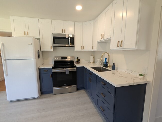 property at 981 Garden St