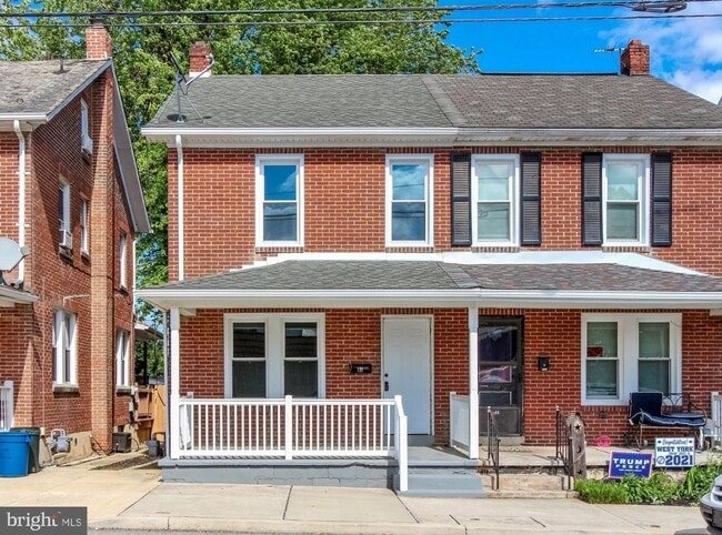 property at 131 S Clinton St
