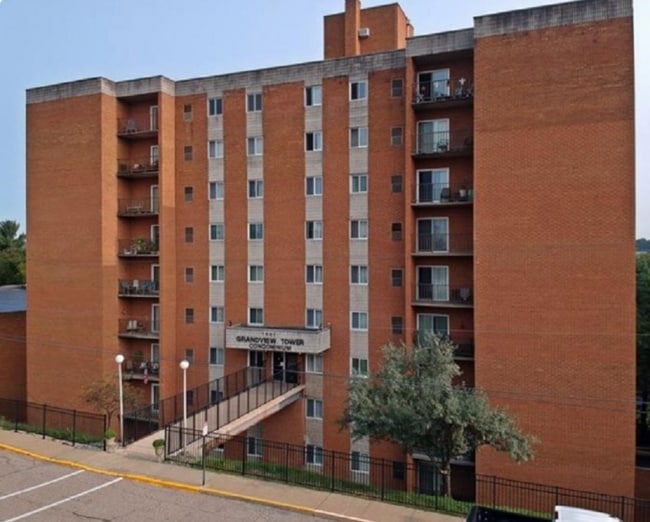 property at 1001 Grandview Ave