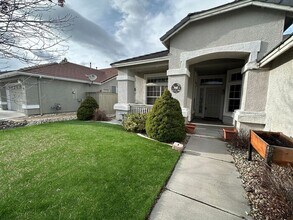 1855 Montelena Ct in Reno, NV - Building Photo - Building Photo