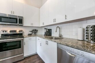 1111 Tulane Ave in New Orleans, LA - Building Photo - Building Photo