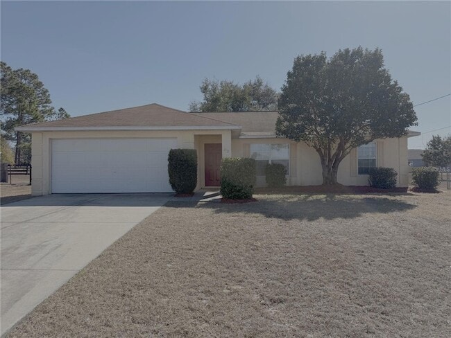 property at 82 Dogwood Dr Cir