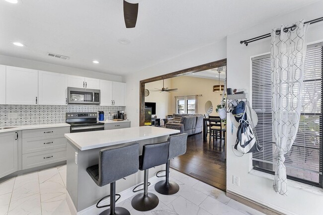 4443 Willow Pond Rd in West Palm Beach, FL - Building Photo - Building Photo
