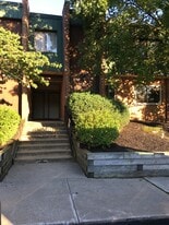1217 Meadowview Ln, Unit Condo For Rent in Mont Clare, PA - Building Photo