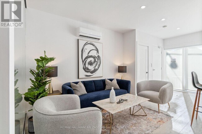 property at 16-16 Minto St