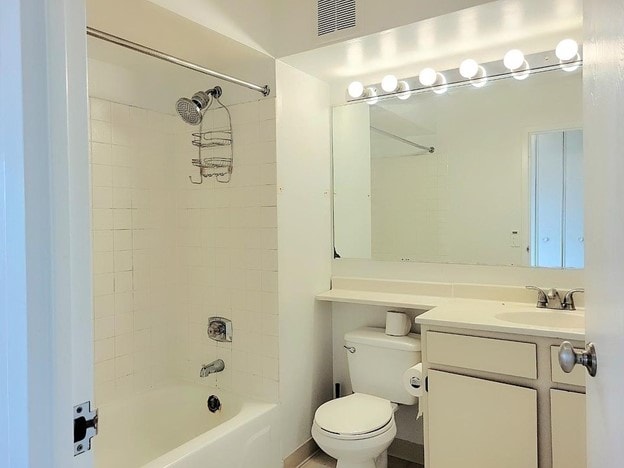 1840 Huntington Blvd in Hoffman Estates, IL - Building Photo - Building Photo