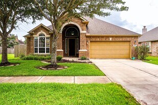 6011 Watford Bend in Rosenberg, TX - Building Photo