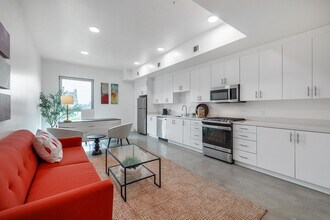 The Louella in Venice, CA - Foto de edificio - Interior Photo