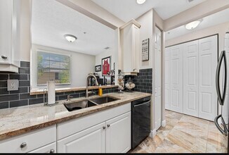 4321 Savannah Bay Pl in Jupiter, FL - Building Photo - Building Photo