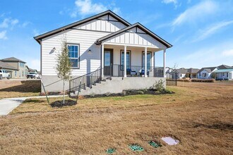 8810 Bestride Bend in Austin, TX - Building Photo - Building Photo