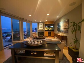 216 38th St in Manhattan Beach, CA - Building Photo - Building Photo