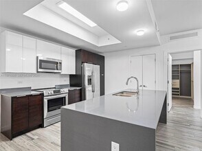 2955 Bird Ave in Miami, FL - Building Photo - Building Photo