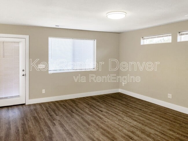 201 1/2 S Meade St in Denver, CO - Building Photo - Building Photo