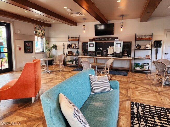 property at 11884 Hickory Estate Cir