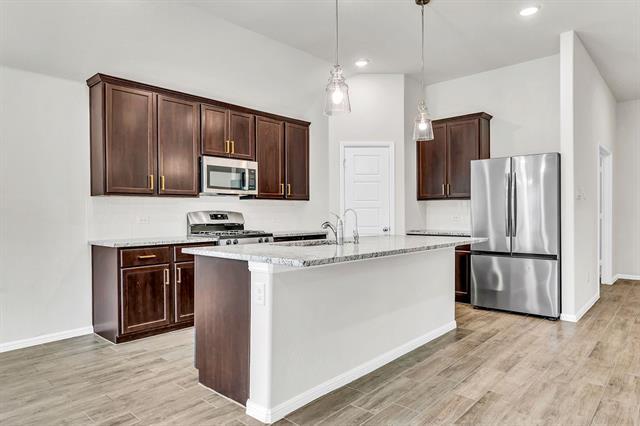 1305 Porizek Pl in Denton, TX - Building Photo