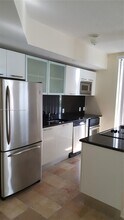 3339 Virginia St, Unit 401 in Miami, FL - Building Photo - Building Photo