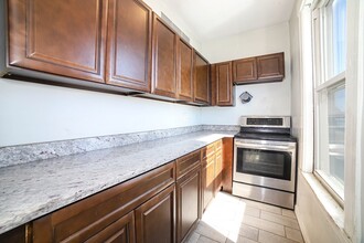 481 Cambridge St in Worcester, MA - Building Photo - Building Photo