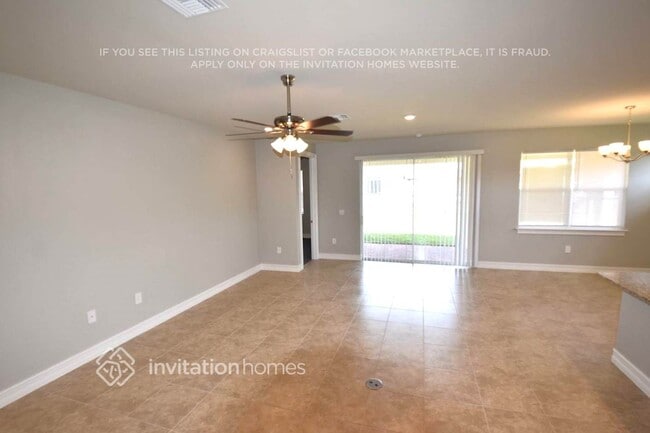 7554 Paspalum in Punta Gorda, FL - Foto de edificio - Building Photo