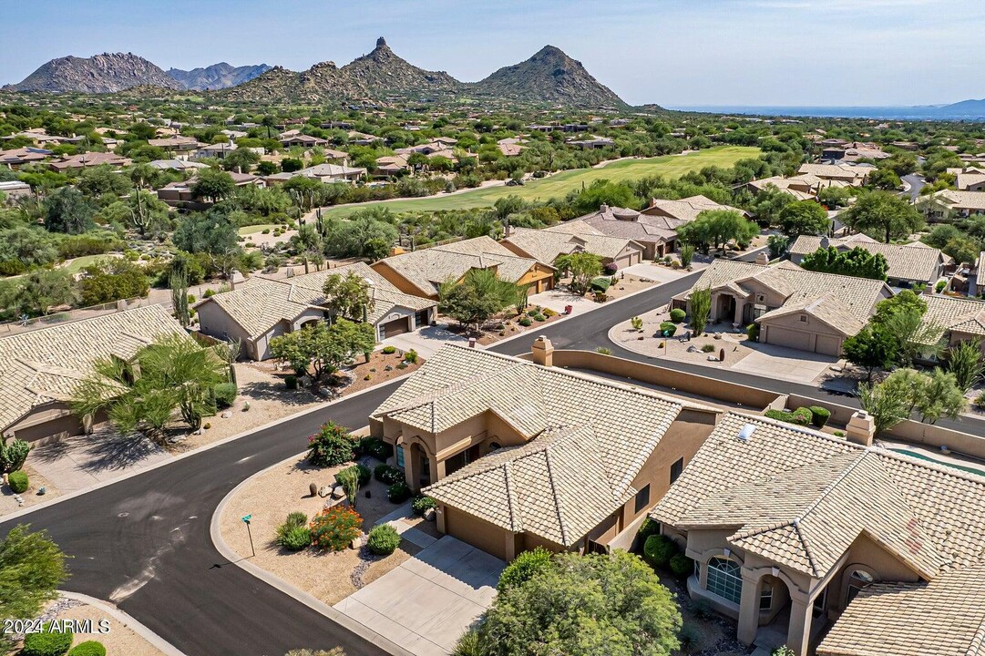 9393 E Hunter Ct in Scottsdale, AZ - Foto de edificio