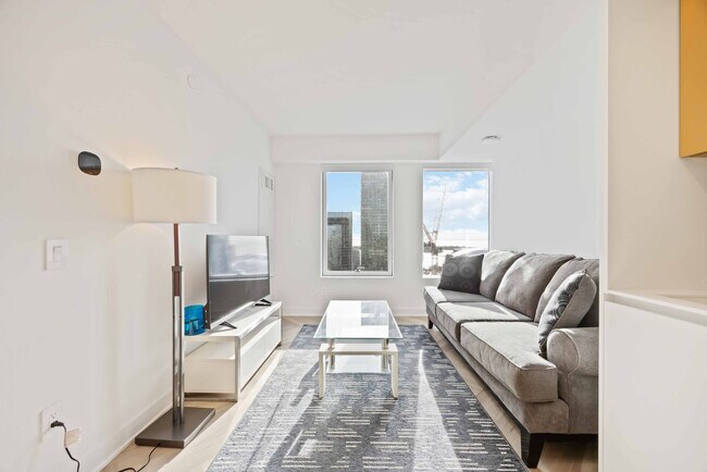 225 Adelaide St W, Unit SI ID1357593P in Toronto, ON - Building Photo - Building Photo