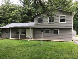 11199 Jerries Ln in St. Louis, MO - Building Photo