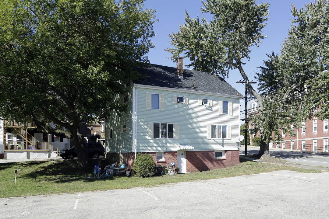 1-3 Marion Ln in Somersworth, NH - Foto de edificio