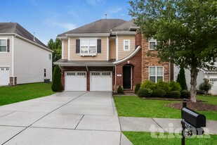 303 Trillium St NW in Concord, NC - Building Photo