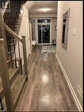 244 Wheat Boom Dr. in Oakville, ON - Building Photo - Building Photo