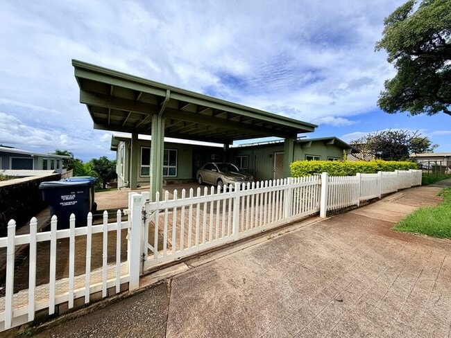 92-708-708 Makakilo Dr in Kapolei, HI - Building Photo - Building Photo