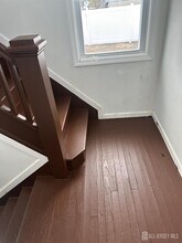 111 Bayview Dr in Old Bridge, NJ - Building Photo - Building Photo