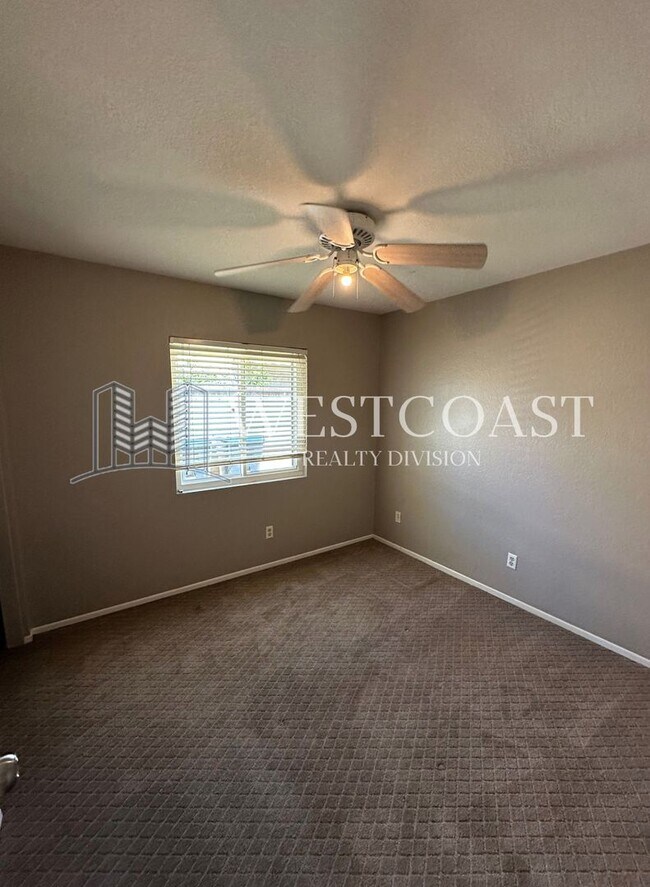 property at 3419 Valle Vista Dr