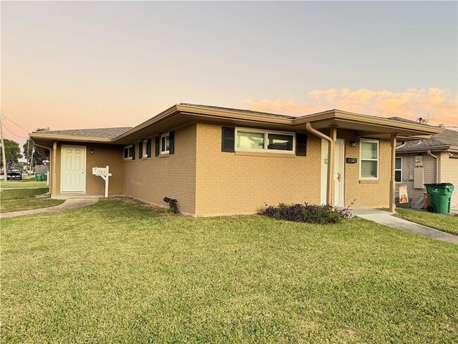 property at 1385 Cherokee Ave