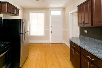 1721 W Nelson St in Chicago, IL - Building Photo - Building Photo