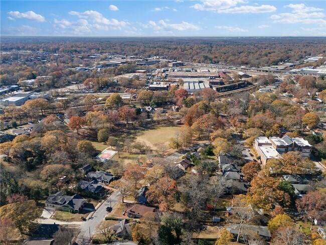 675 Mayland Ave SW in Atlanta, GA - Building Photo - Building Photo