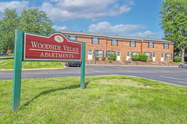 319 Blair Ct in Louisville, KY - Building Photo - Building Photo