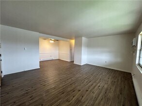 403 Colonial Dr in Steubenville, OH - Building Photo - Building Photo